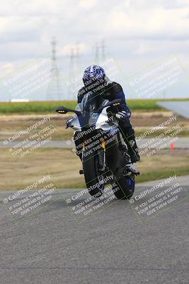 media/Apr-26-2024-TrackDaz (Fri) [[c4b677d280]]/B Group/120pm (Wheelie Bump)/